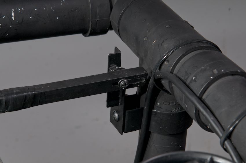 DIY brackets for ROV frame